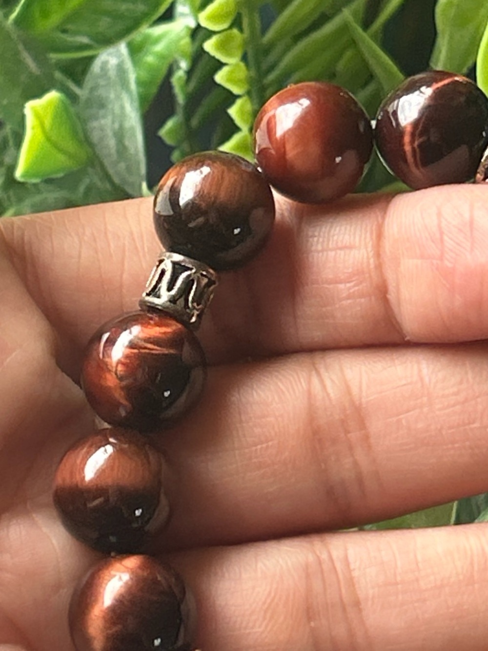 Red tiger eye and faceted black obsidian beaded stretch bracelet - Picture 9 of 10